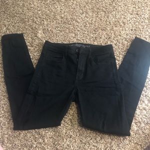 3 FOR 25: American Eagle Black Hi-Rise Jegging